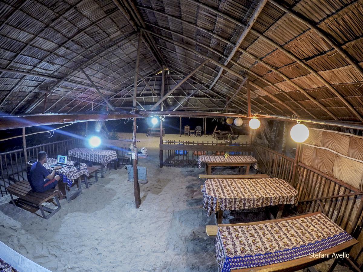 Kamar Raja Guest House Selpele Dış mekan fotoğraf